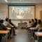 Estudantes utilizam sessões de cinema comentadas como estratégia pedagógica na reta final de preparação para o Enem 2026.